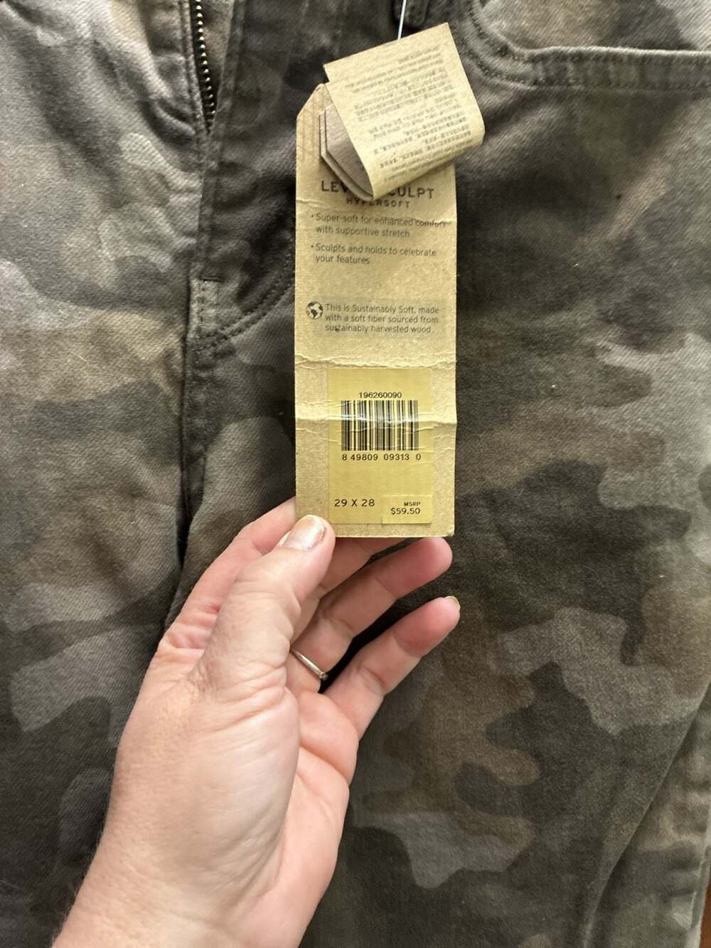 Levi's 311 Shaping Skinny Mid Rise Camouflage Jeans - Picture 2 of 12